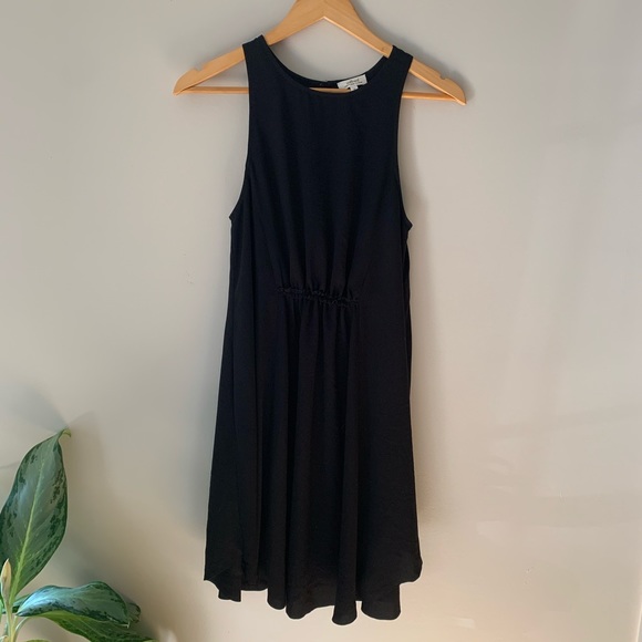 Aritzia Dresses & Skirts - Aritzia Wilfred Free Black Dress